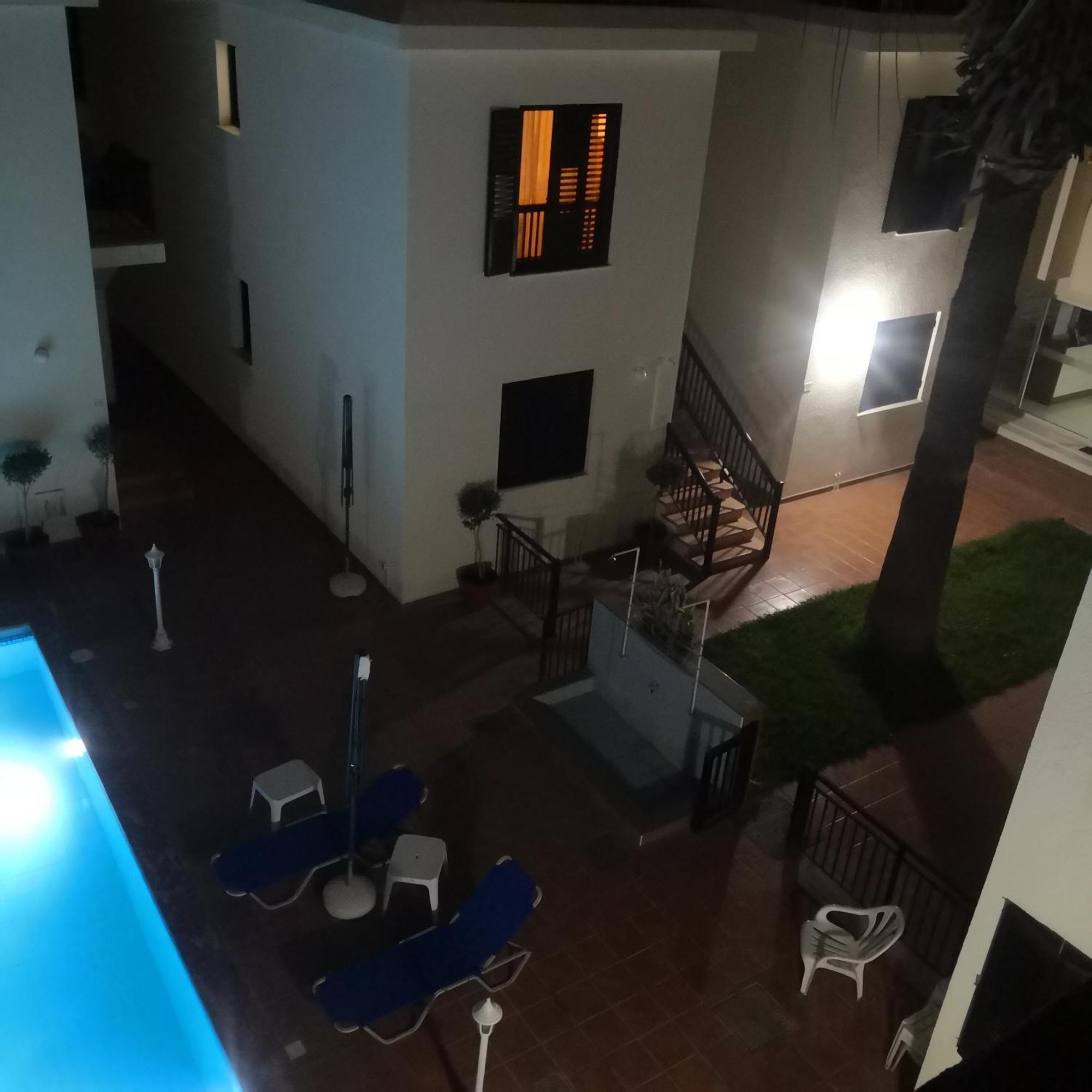 Seashell Apartments Пафос Экстерьер фото
