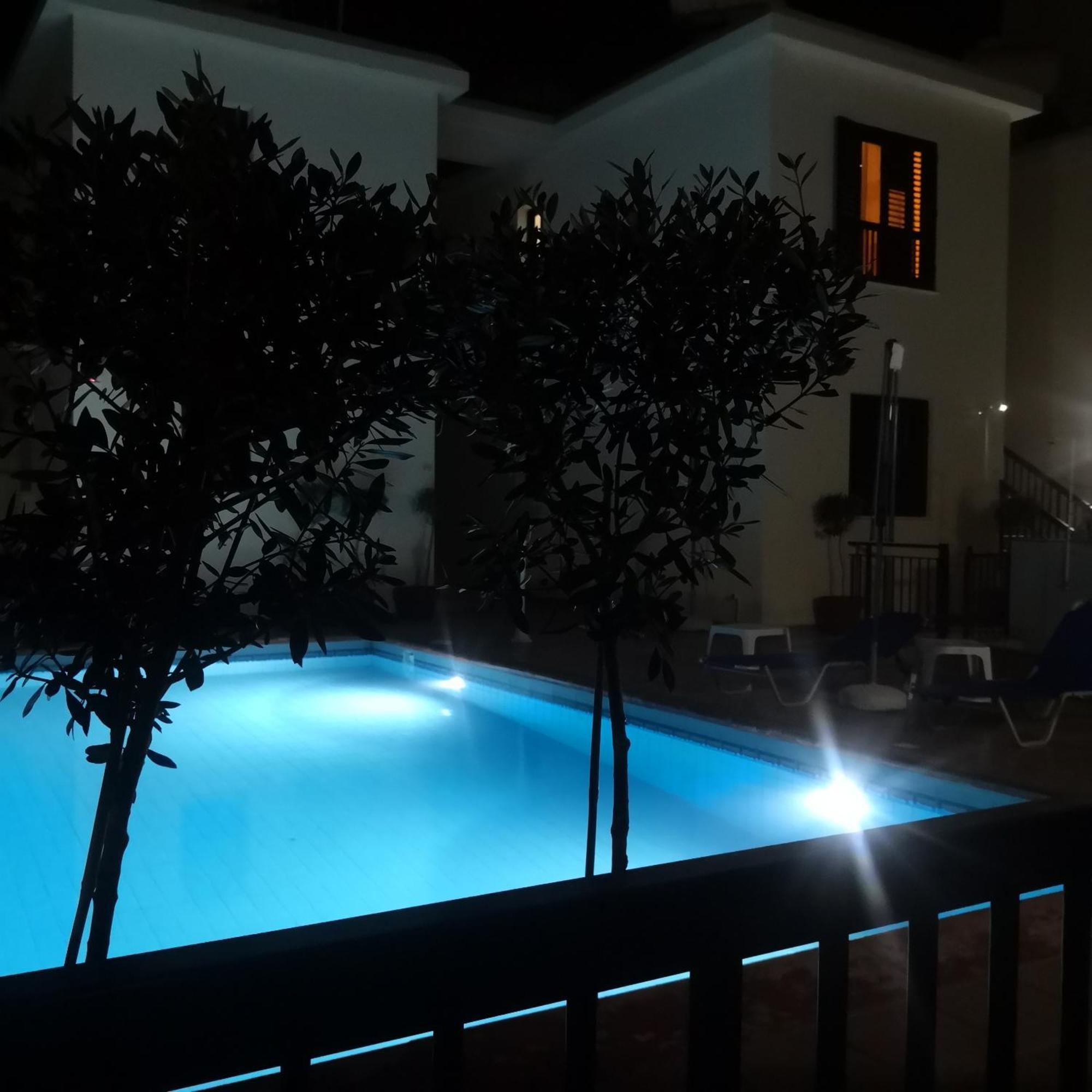 Seashell Apartments Пафос Экстерьер фото