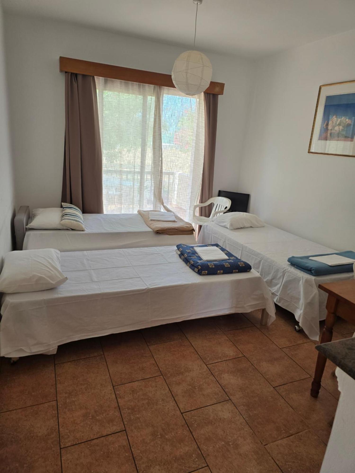 Seashell Apartments Пафос Номер фото