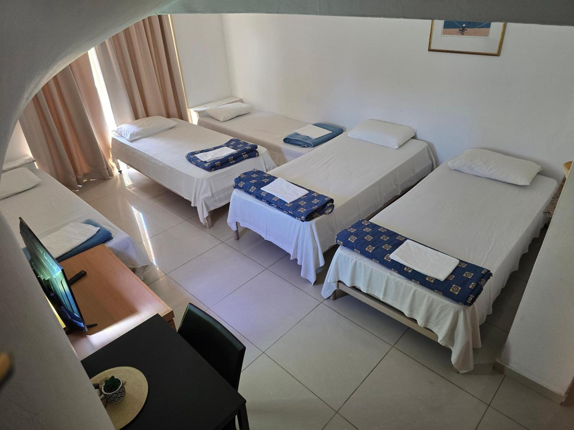 Seashell Apartments Пафос Номер фото