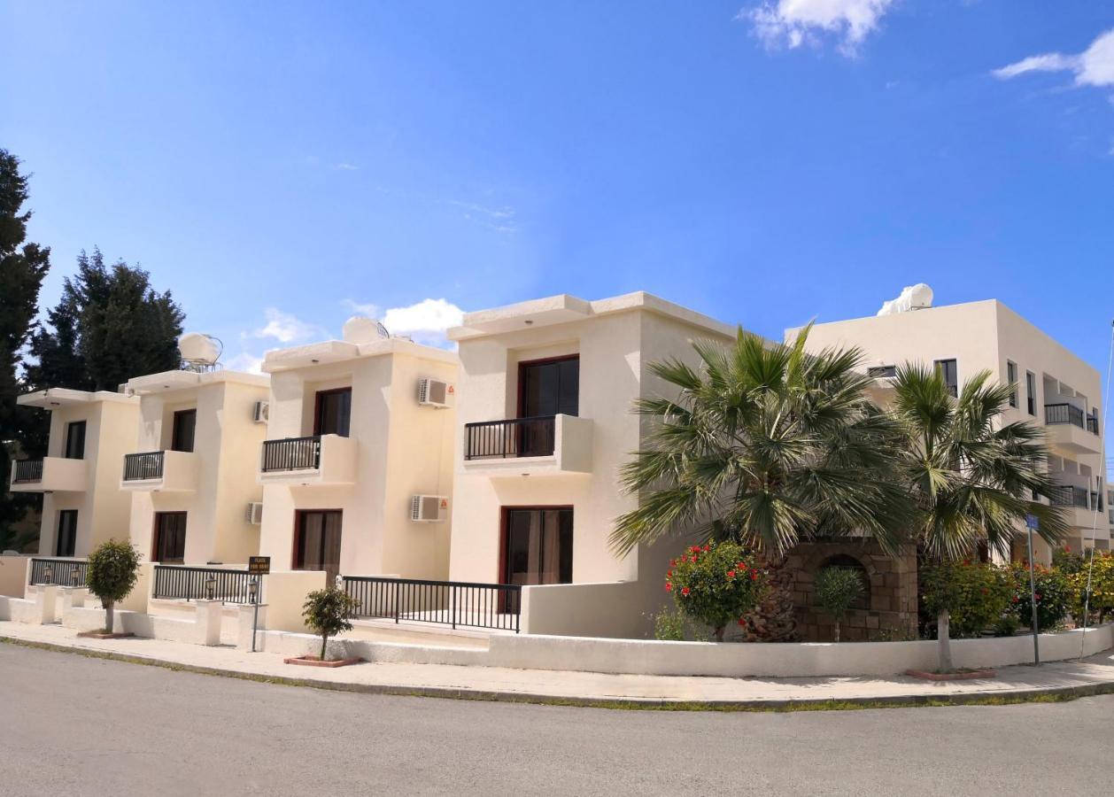 Seashell Apartments Пафос Экстерьер фото