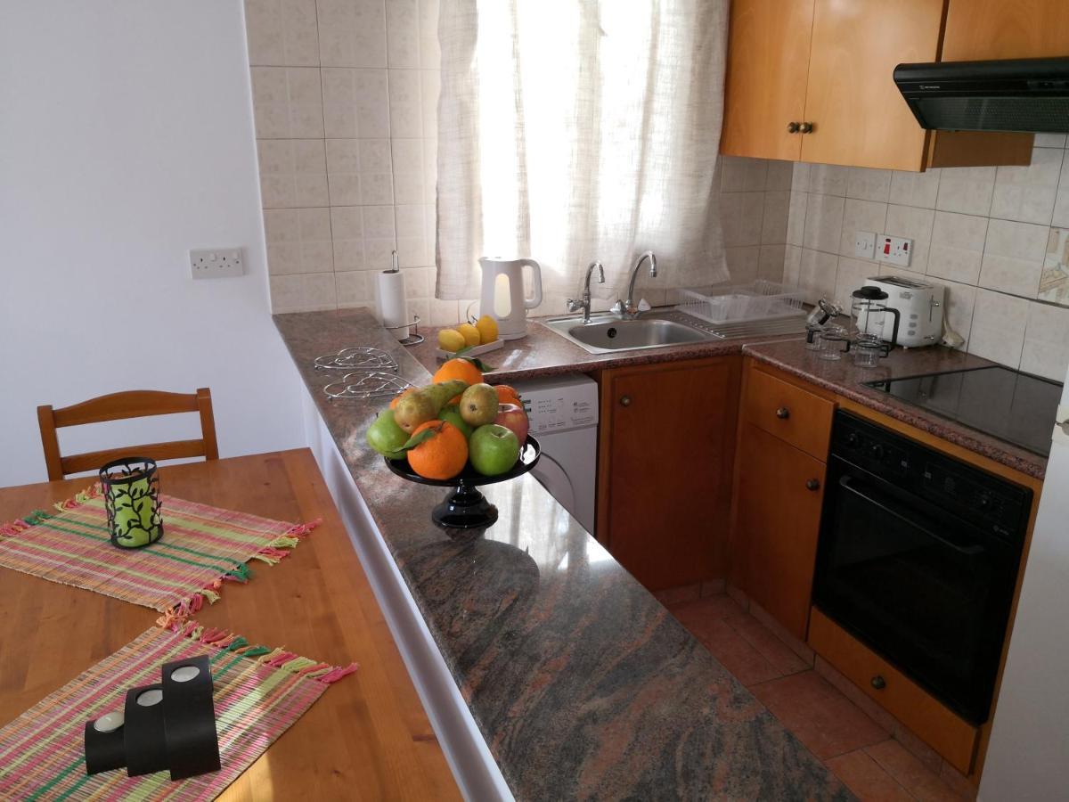 Seashell Apartments Пафос Экстерьер фото