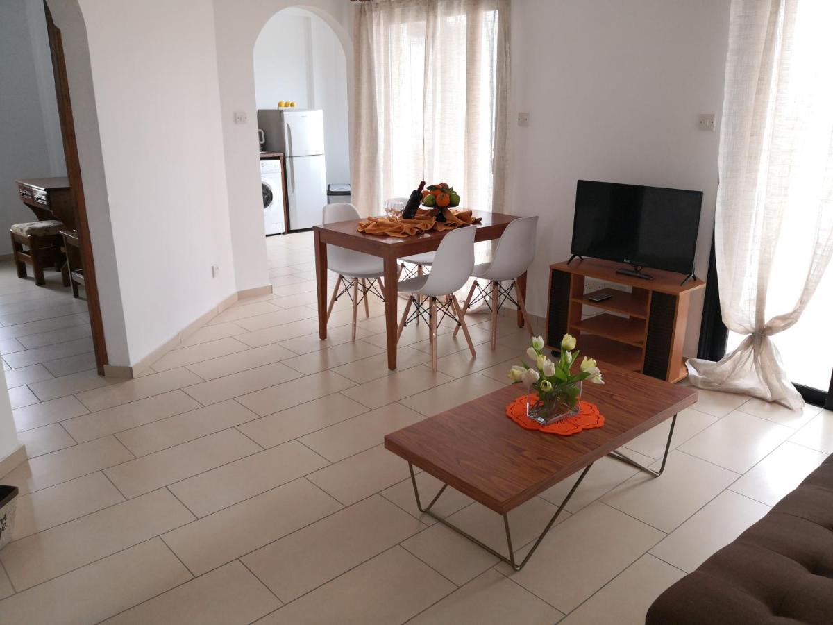 Seashell Apartments Пафос Экстерьер фото